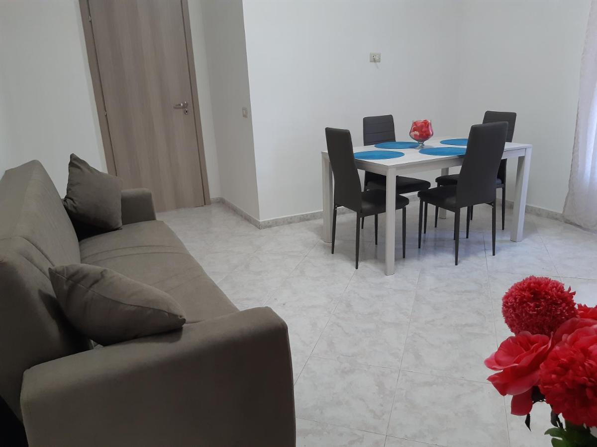 Stabia Vacanze กาสเตลลัมมาเร ดิ สตาเบีย ภายนอก รูปภาพ